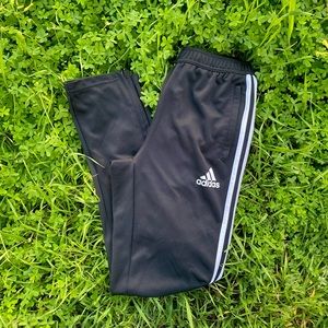 adidas soccer pants ! 🖤